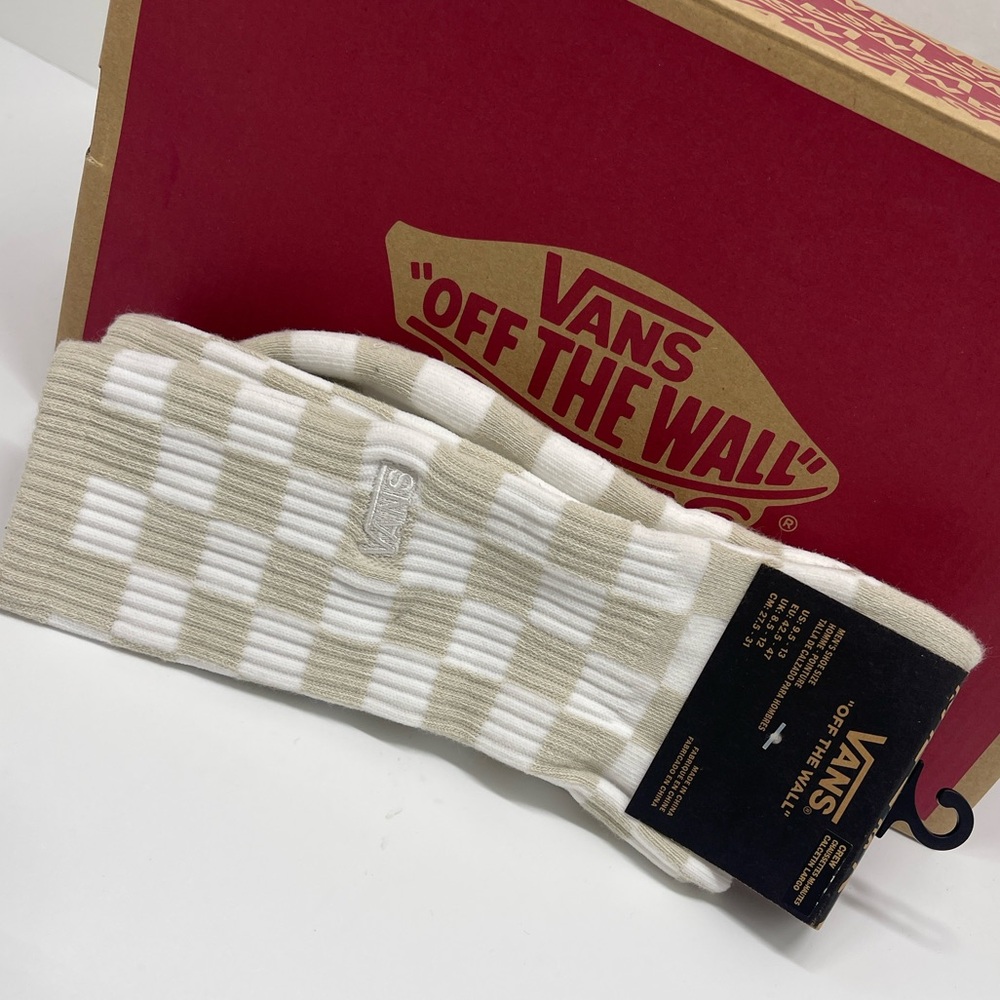Vans Men's Checkered Socks - White and Tan Vans Checkerboard Crew Socks (1 pair) - Picture 12 of 16